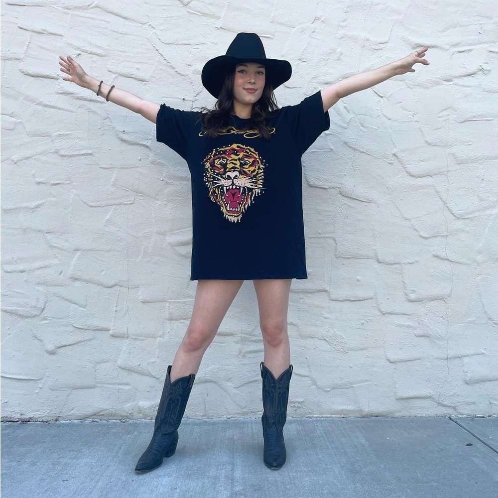 Ed Hardy Black Tee with Tiger Graphic
